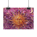 Póster de arte Sunburst - Sol dorado sobre fondo morado texturizado