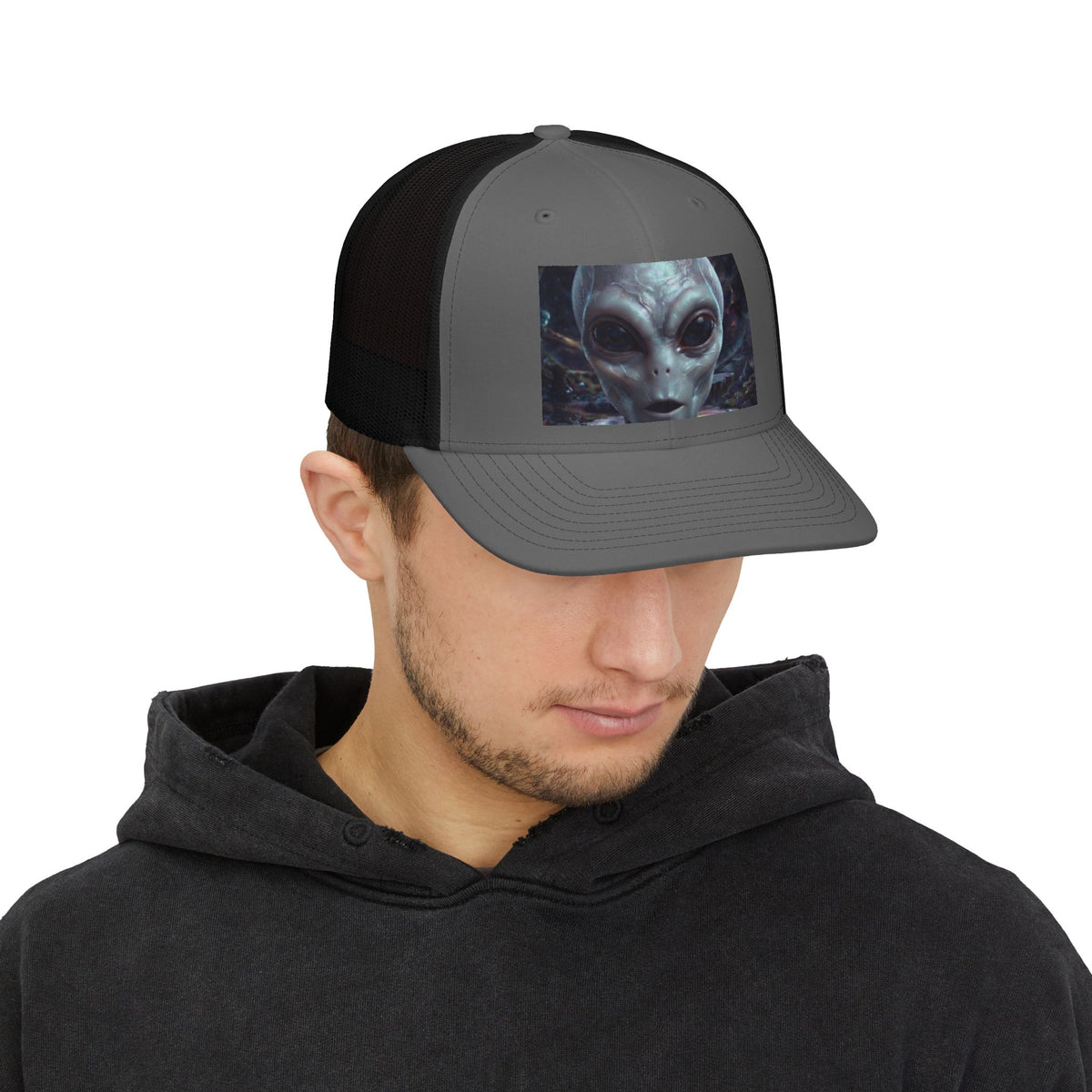 Alien Face Snapback Trucker Cap — Sci‑Fi Extraterrestrial Graphic Hat