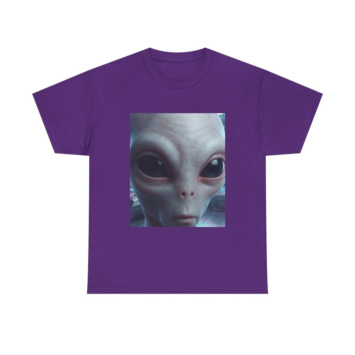 Alien Face Graphic Tee – Close-Up Extraterrestrial Portrait T-Shirt