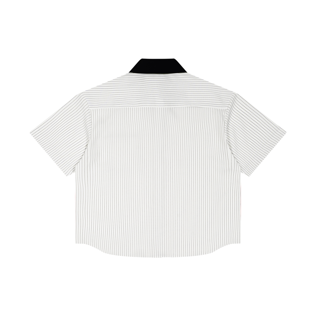 Camicia unisex a righe dal taglio boxy con colletto a contrasto