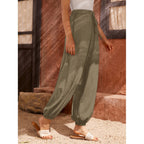 Pantaloni a carota da donna con stampa all-over