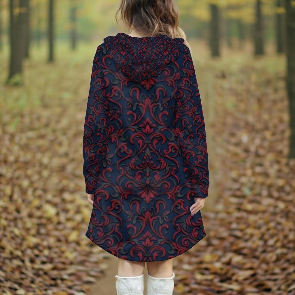 Felpa lunga da donna con stampa all-over