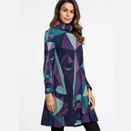Abito da donna a collo alto con maniche lunghe e stampa all-over