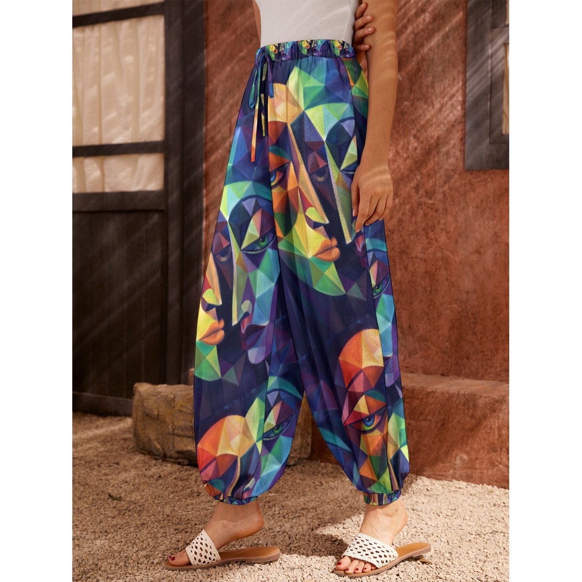 Pantalon carotte pour femme à imprimé intégral