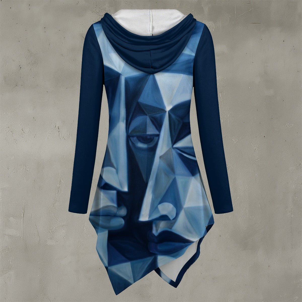 Felpa con cappuccio da donna con stampa all-over e orlo asimmetrico