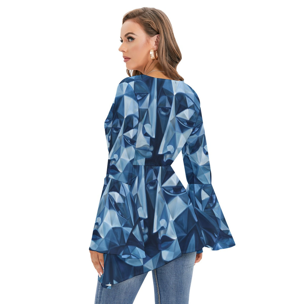 Blusa da donna con stampa all-over, scollo a V e maniche a campana